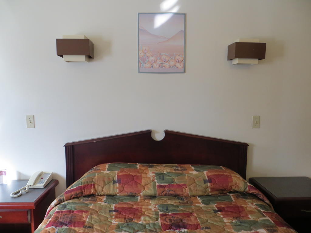 City Centre Motel Vancouver Room photo